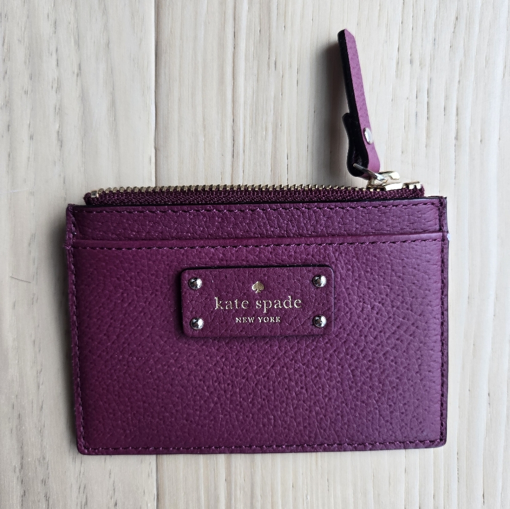 NWOT. Kate Spade Plum Card Wallet - Picture 1 of 3
